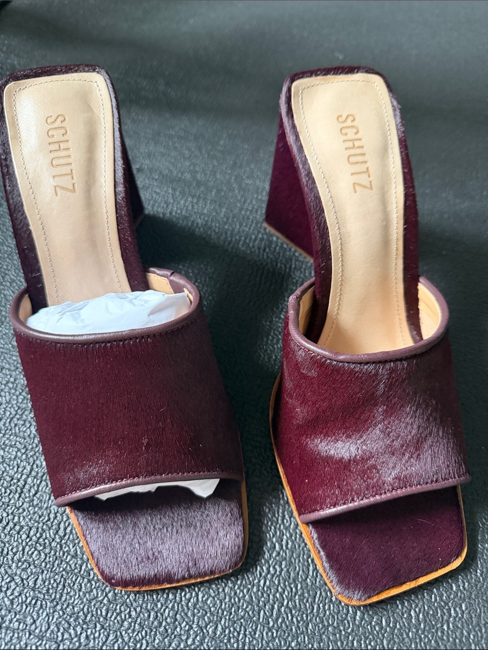 SCHUTZ Burgundy Open-Toe Block Heel Mules